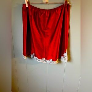 Victoria's Secret Women's Red and Cream Skirt
